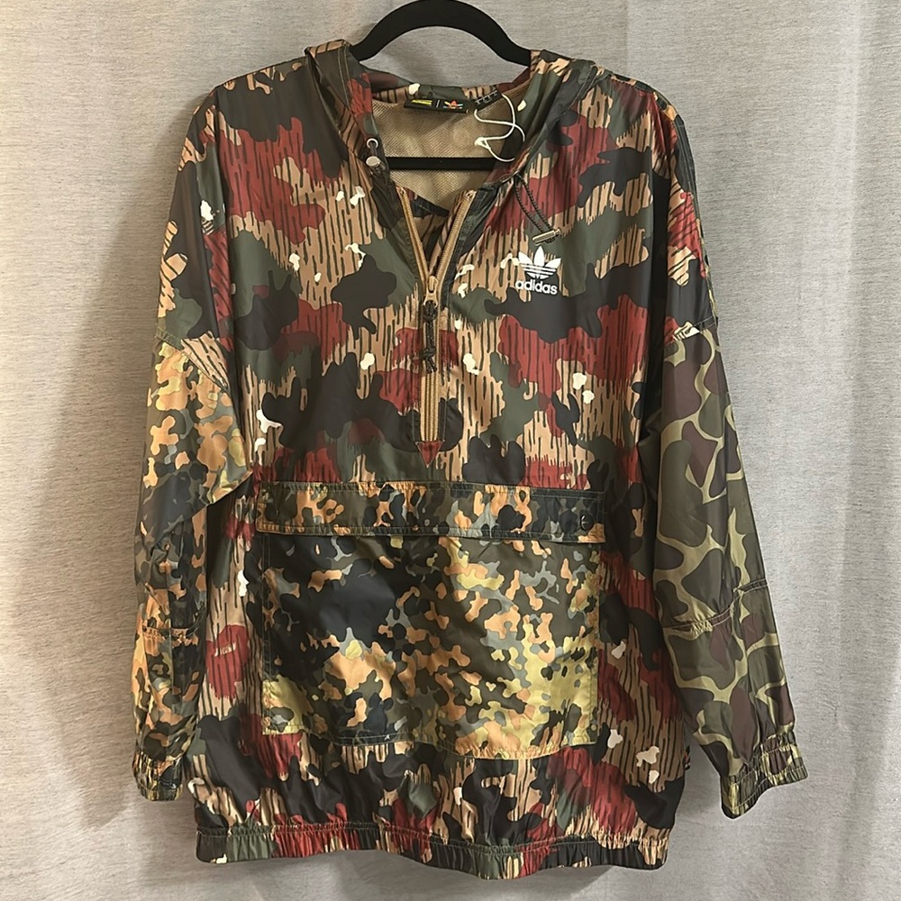 Adidas Pharrell Hu Hiking Camo Windbreaker Sz M